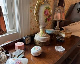 Vintage Capodimonte Style Porcelain Table Lamp with Roses