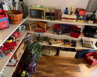 Assorted Vintage Electronic Toys and Games with Star Wars and GI JOE Collectibles