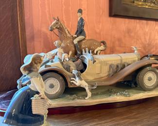 Lladro "Car in Trouble" Porcelain Figurine