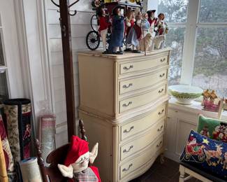 Vintage Drexel Touraine French Provincial Chest of Drawers