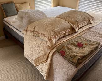 King Size bed with brand new mattress