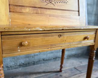 This lot features a plantation-style secretary desk with intricate details throughout that measures, 60.5” H x 36” W x 20.5” D.