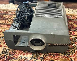 Sawyer Grand Prix 570R Slide Projector