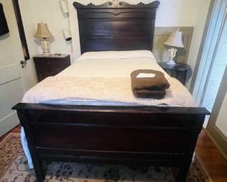 Full Bed & Furniture 