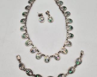 Decorative Storage Basket Trio	