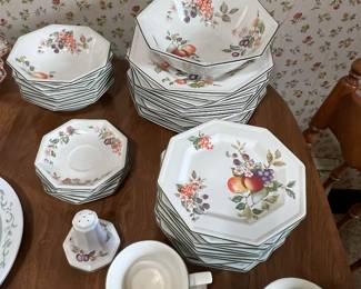 dinnerware