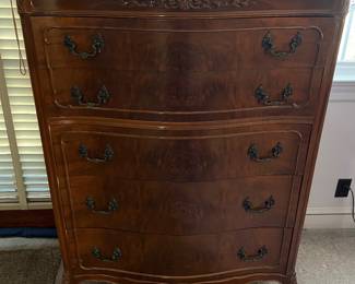 vintage chest of drawers
