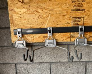 Rubbermaid bike holder