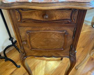 Antique French Louis XV style walnut nightstand with marble top