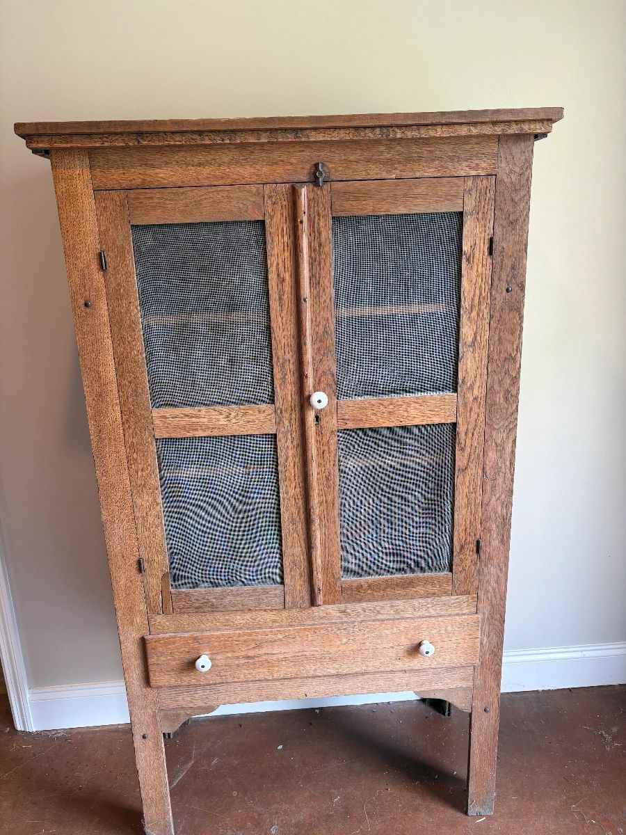 Antique Pie Safe with 1 drawer