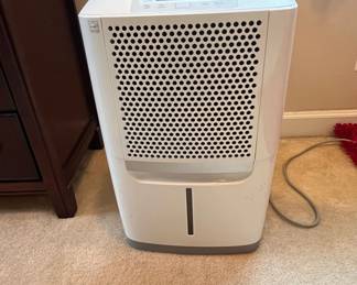 Frigidaire Pint Dehumidifier FADDWD