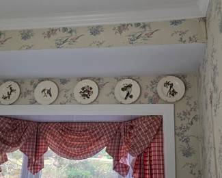 Bird plates