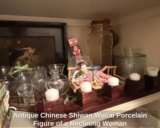 Antique Chinese Shiwan Wucai Porcelain Figure of a Reclining Woman second image