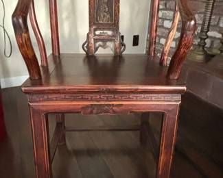 Antique Chinese Elm Wood Horseshoe Back Armchair