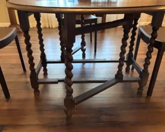 Antique Oak Barley Twist Gate Leg Drop Leaf Dining Table
