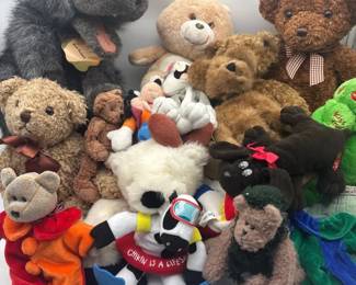 Vintage Plush Lot, Harrods, Restoration Hardware Looney Tunes And More