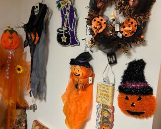 HALLOWEEN/FALL DECO