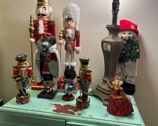 NUTCRACKERS