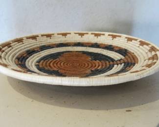 Tri-Color Whirlwind Akimel O'odham (Pima) / Tohono O'odham Basket