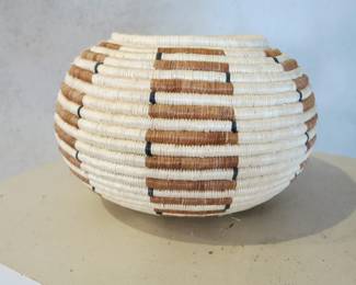 Snake Step Seri Indian Basket
