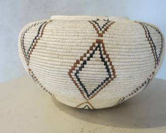 Veronica Barnett Diamond Seri Indian Basket