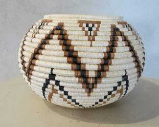 Ribbon Brown/Cream Seri Indian Basket