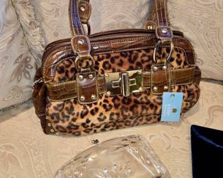 att.oVupJQ9hvPkL XV6sZgcgfBgwzq BCdhpJtXUSGOrIE