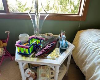 Side table & table lamp