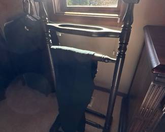 Vintage valet stand