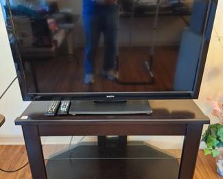 42" Sanyo TV and stand