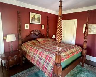 Wonderful strong  Barley twist mahogany 4 poster.  Queen.