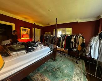 A ton of men’s clothes 
