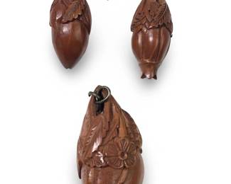 Carved Chinese Qing Hediao Peach Pit Set