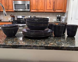 Dinnerware Set - $25.00