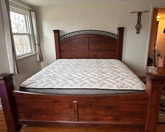 King size bed
