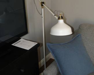 Floor lamp, can be used in a variety of positions