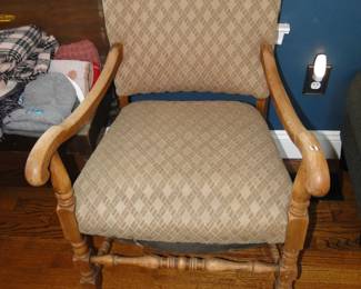 Another fine quality piece, looking to be restored