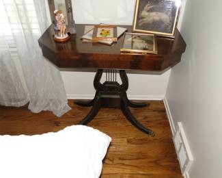 This table has magic powers