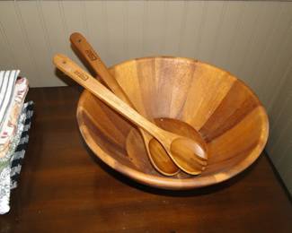 Teak bowl with serving utensils too.  Who's up for a table side salad making 