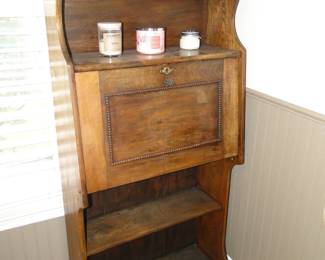 This really is an amazing piece, functional for display and writing