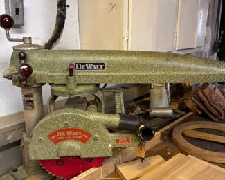 Radial arm saw