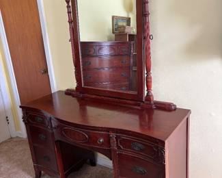 Mahogany dresser/vanity