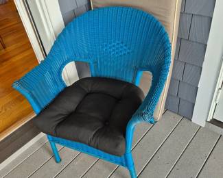 Set of 4 wicker chairs  $100