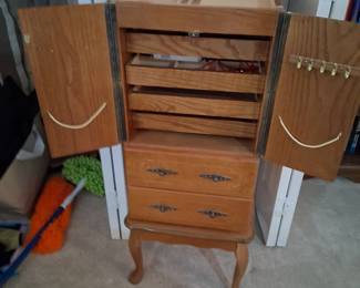 Floor Jewelry Box