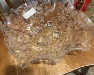 Rosepoint large footed bowl