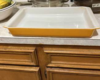 Rare Pyrex Lasagna dish