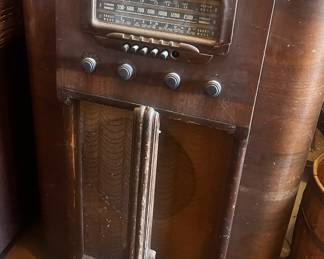 Vintage radio