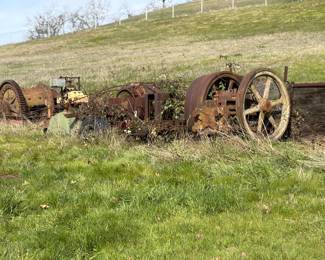 lots of rusty parts to look through