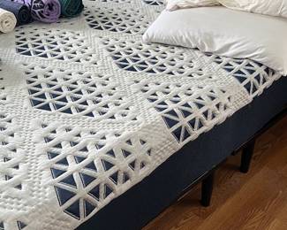 Full size adjustable bed