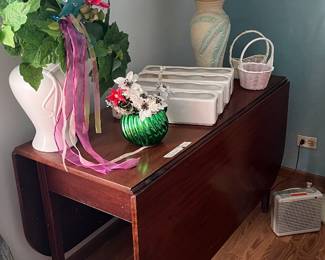  Antique drop side table